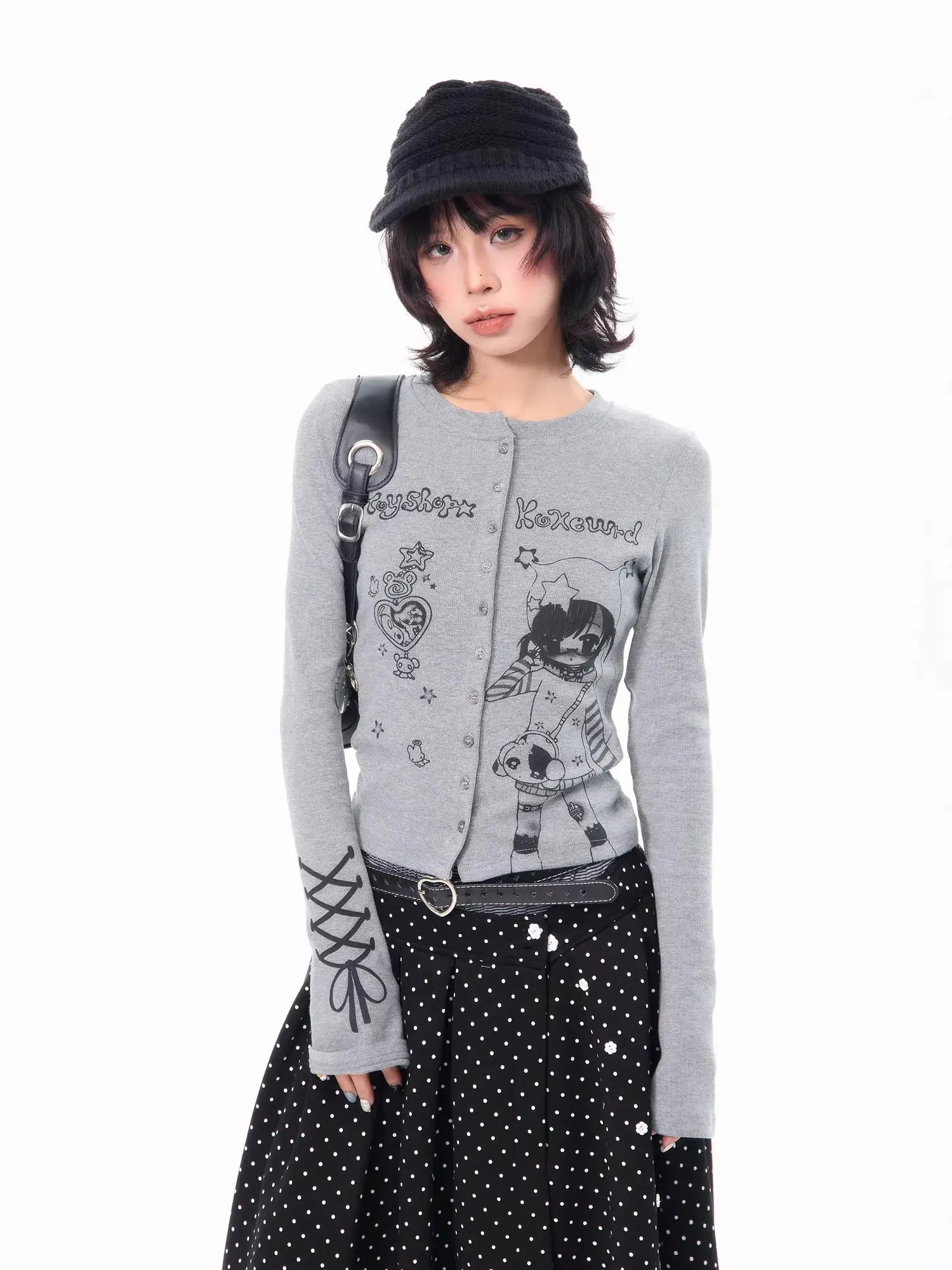 スリムフィット ショート丈トップス