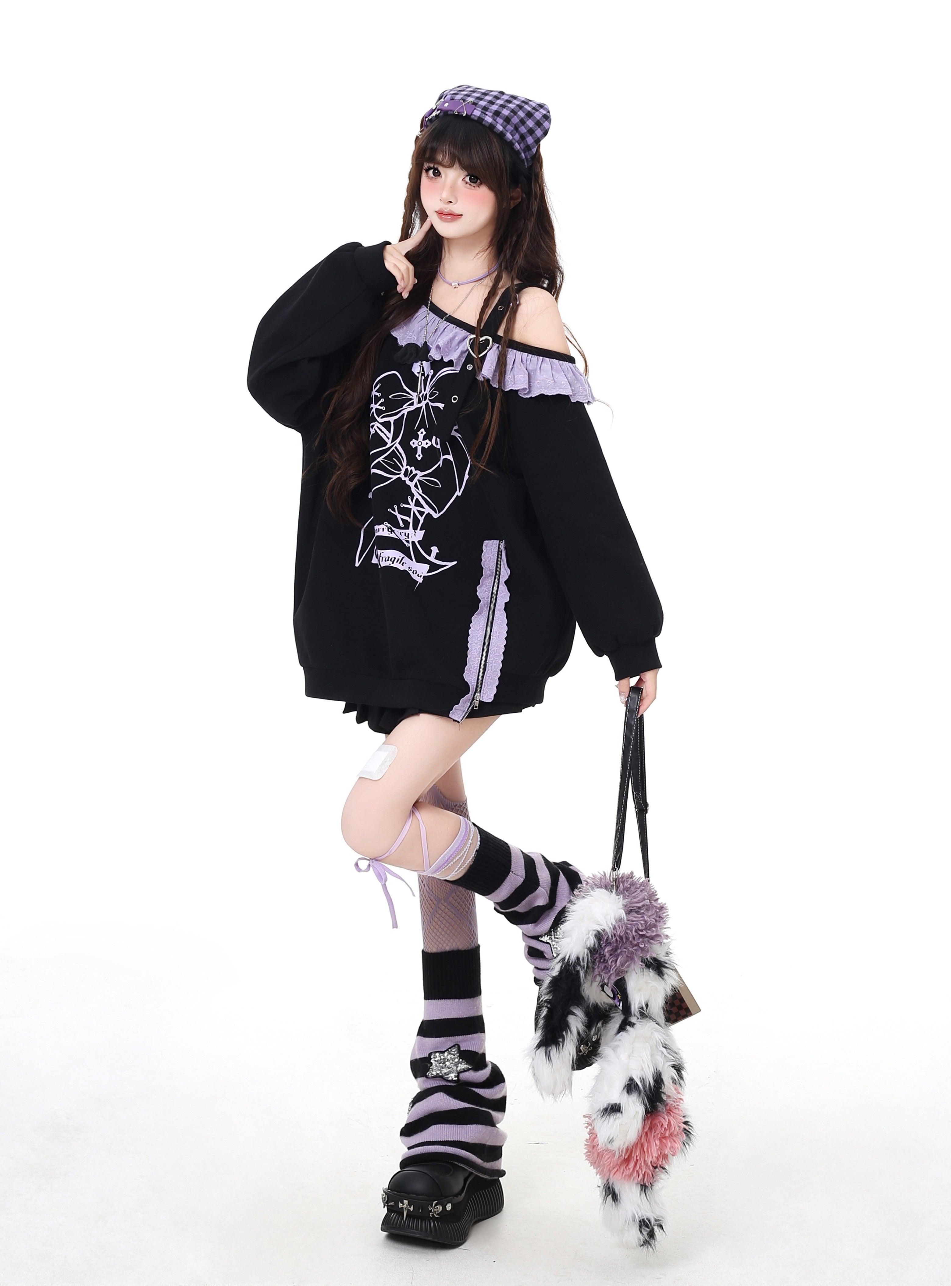 露肩フリルデザイン ゆるシルエットスウェット