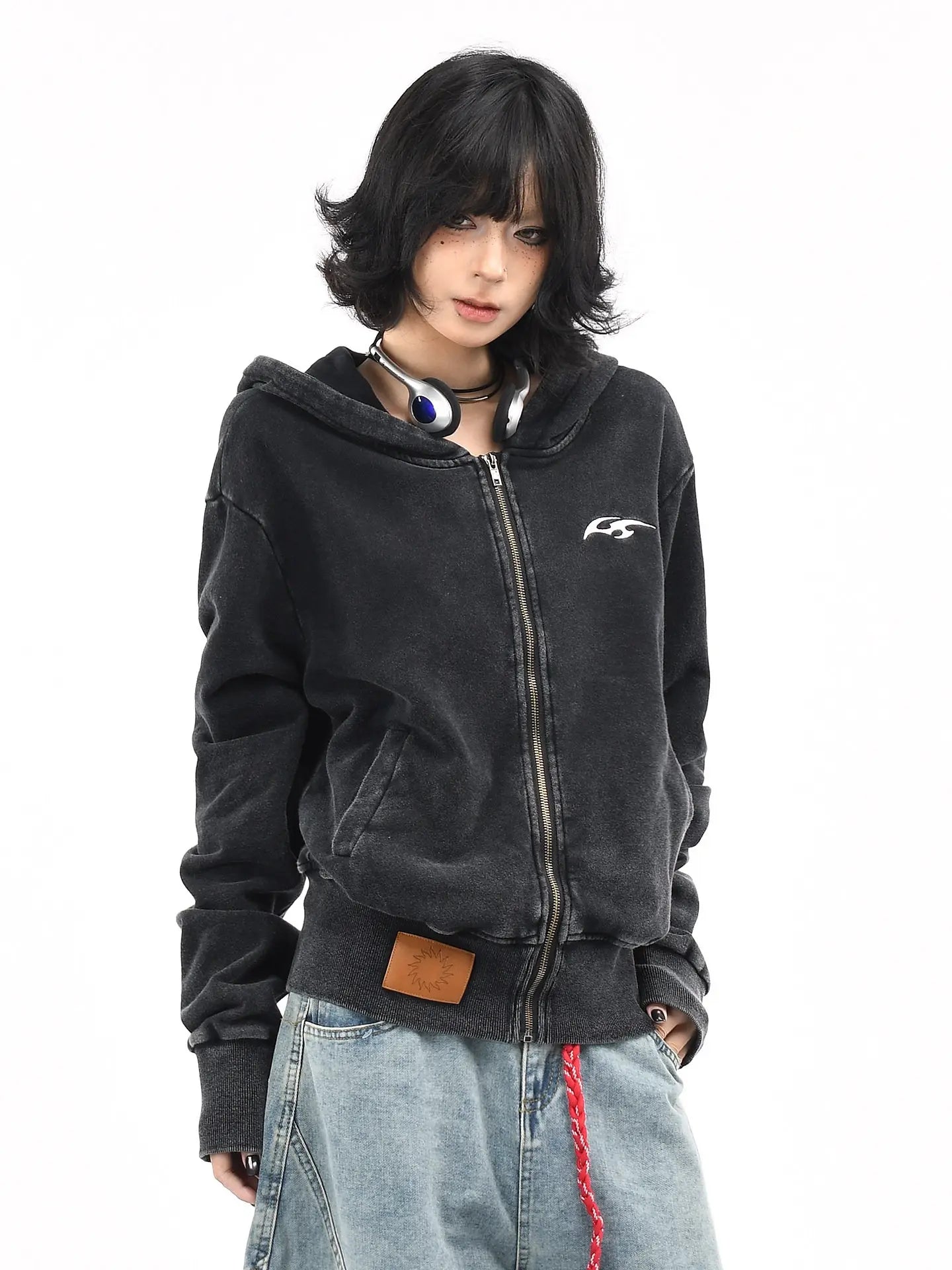 ウォッシュ加工 ショート丈 ジップパーカー