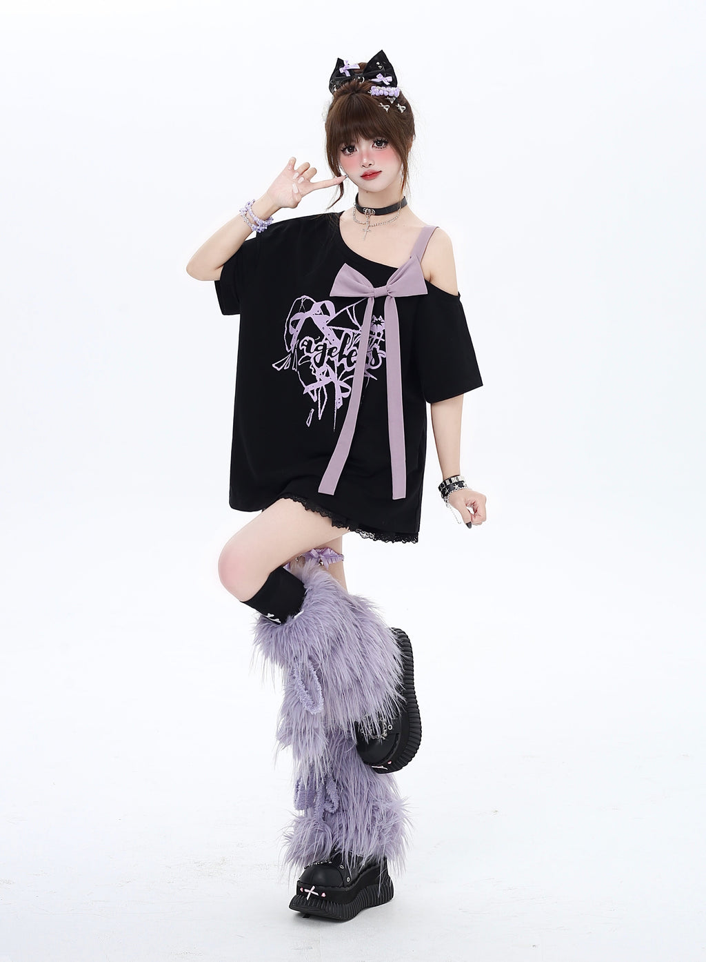 蝶結付き片肩オープンルーズTシャツ