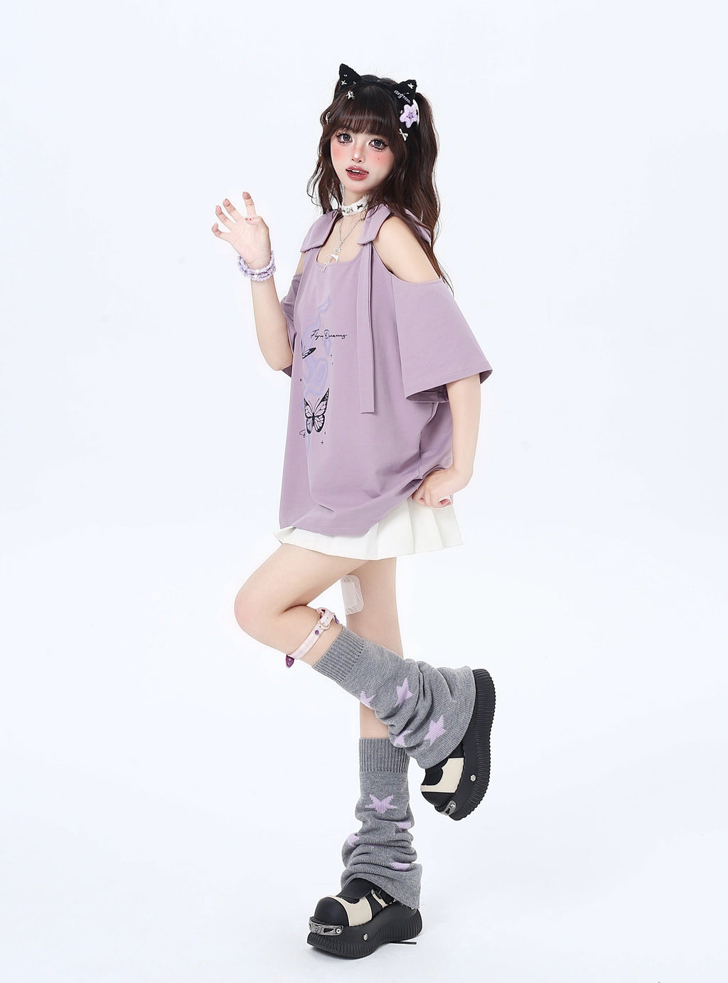 リボン付き両肩カットアウトTシャツ