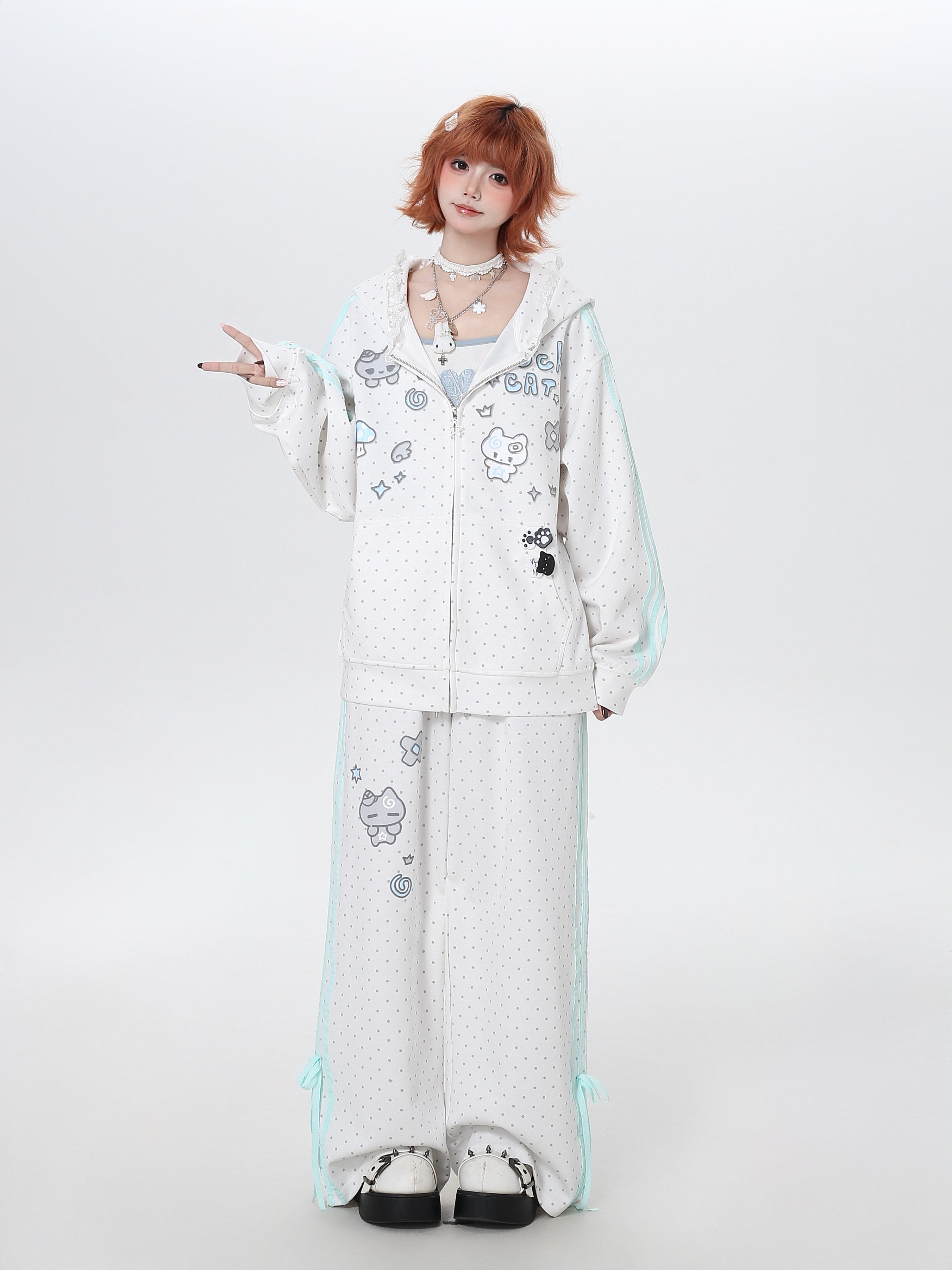 るカワ水玉フードスウェットジャケット