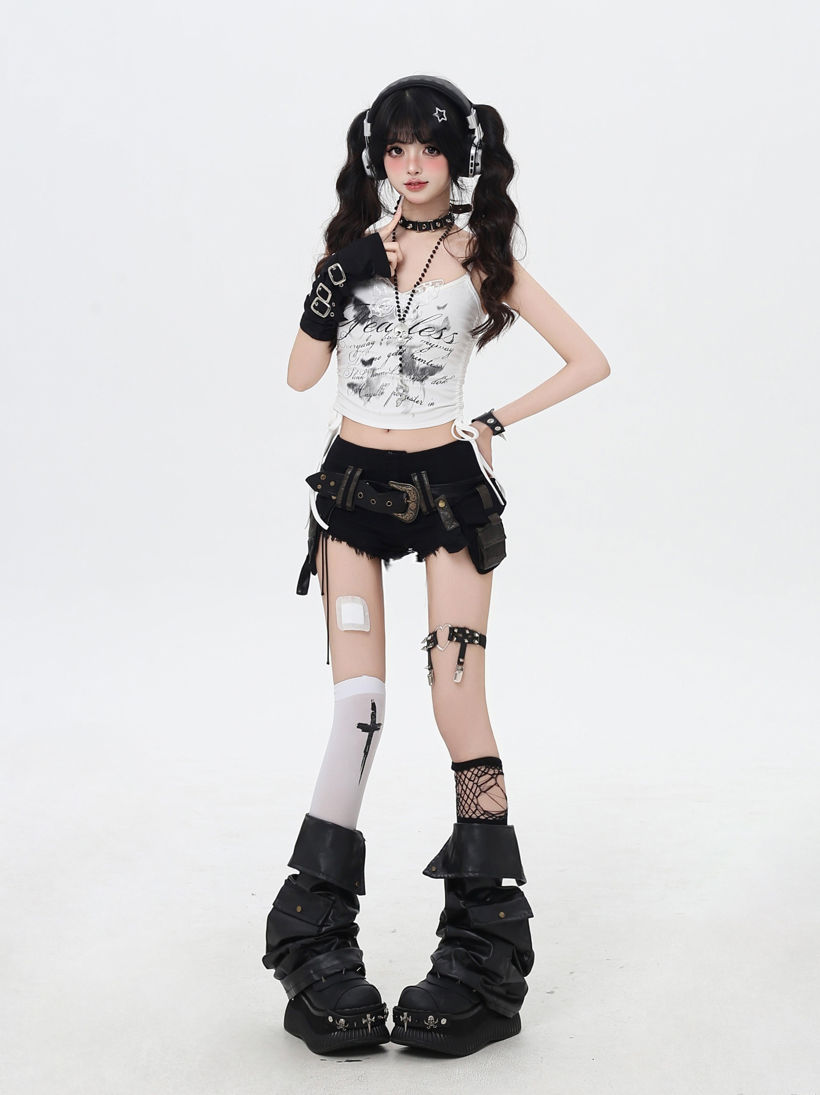 ローライズ✖フリンジベルト付きデニムショーパン