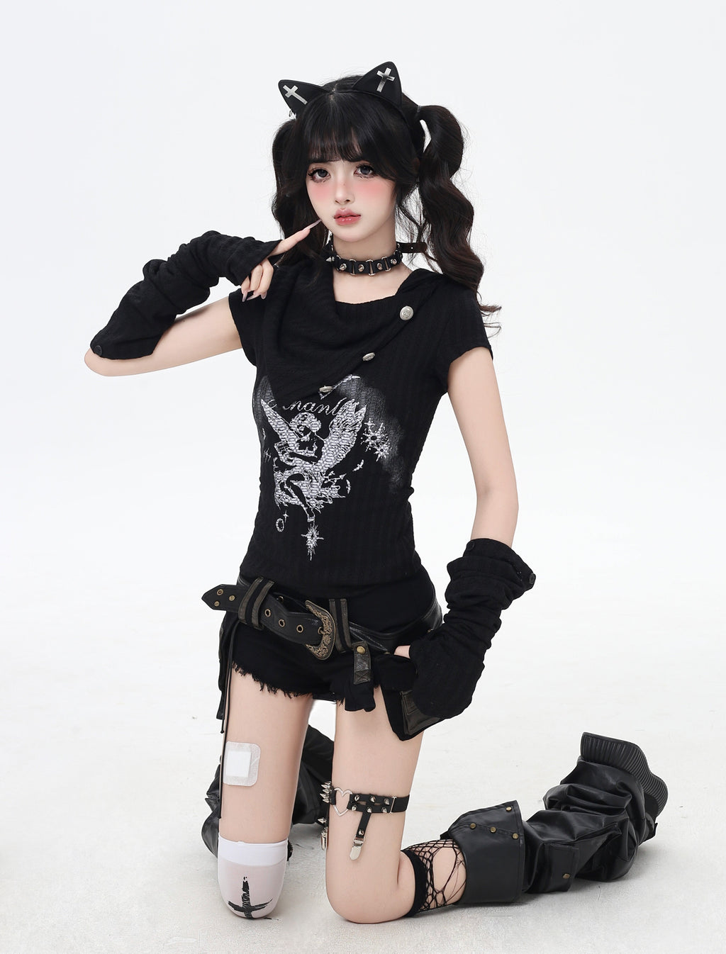 ローライズ✖フリンジベルト付きデニムショーパン