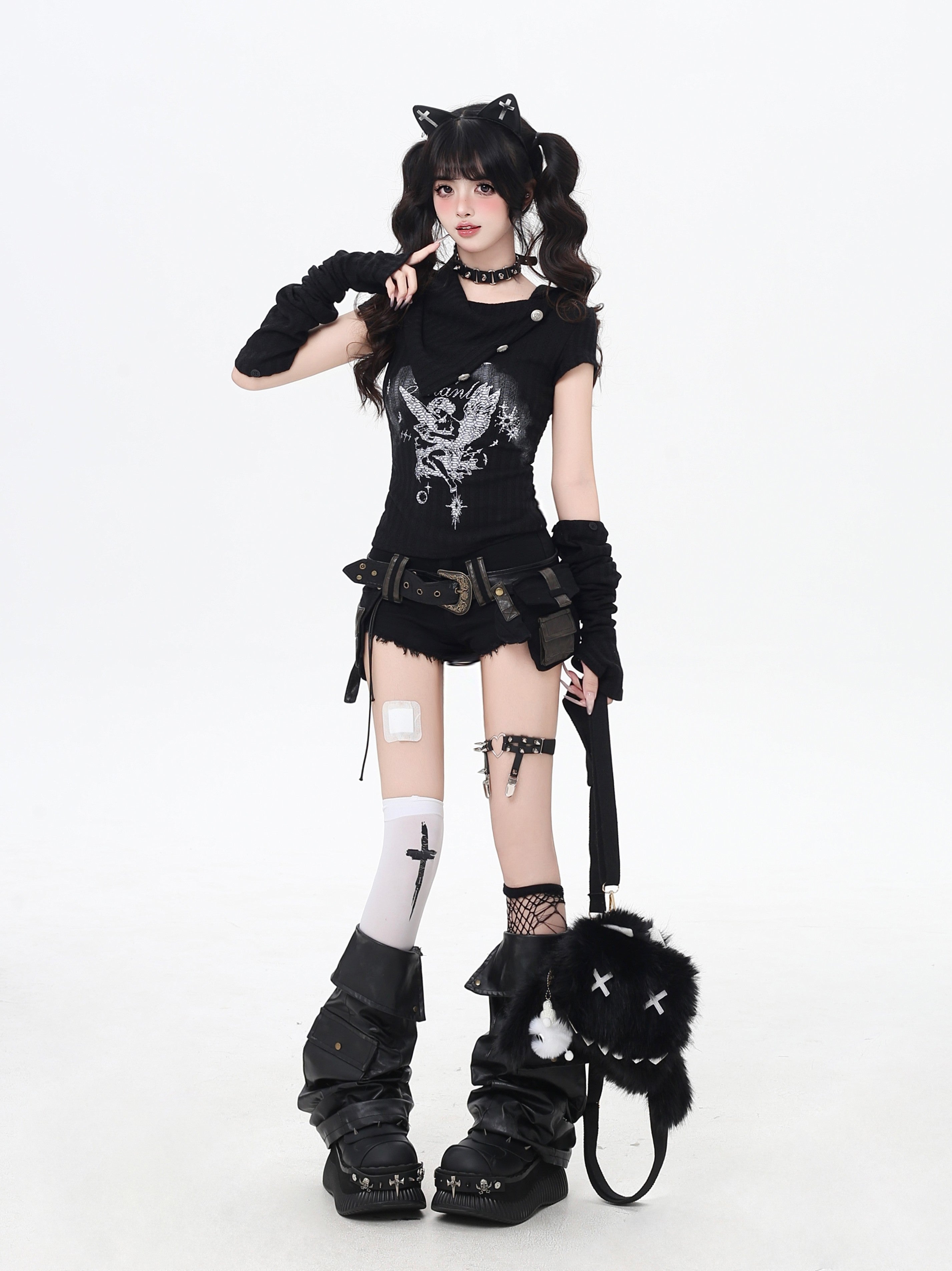 ローライズ✖フリンジベルト付きデニムショーパン