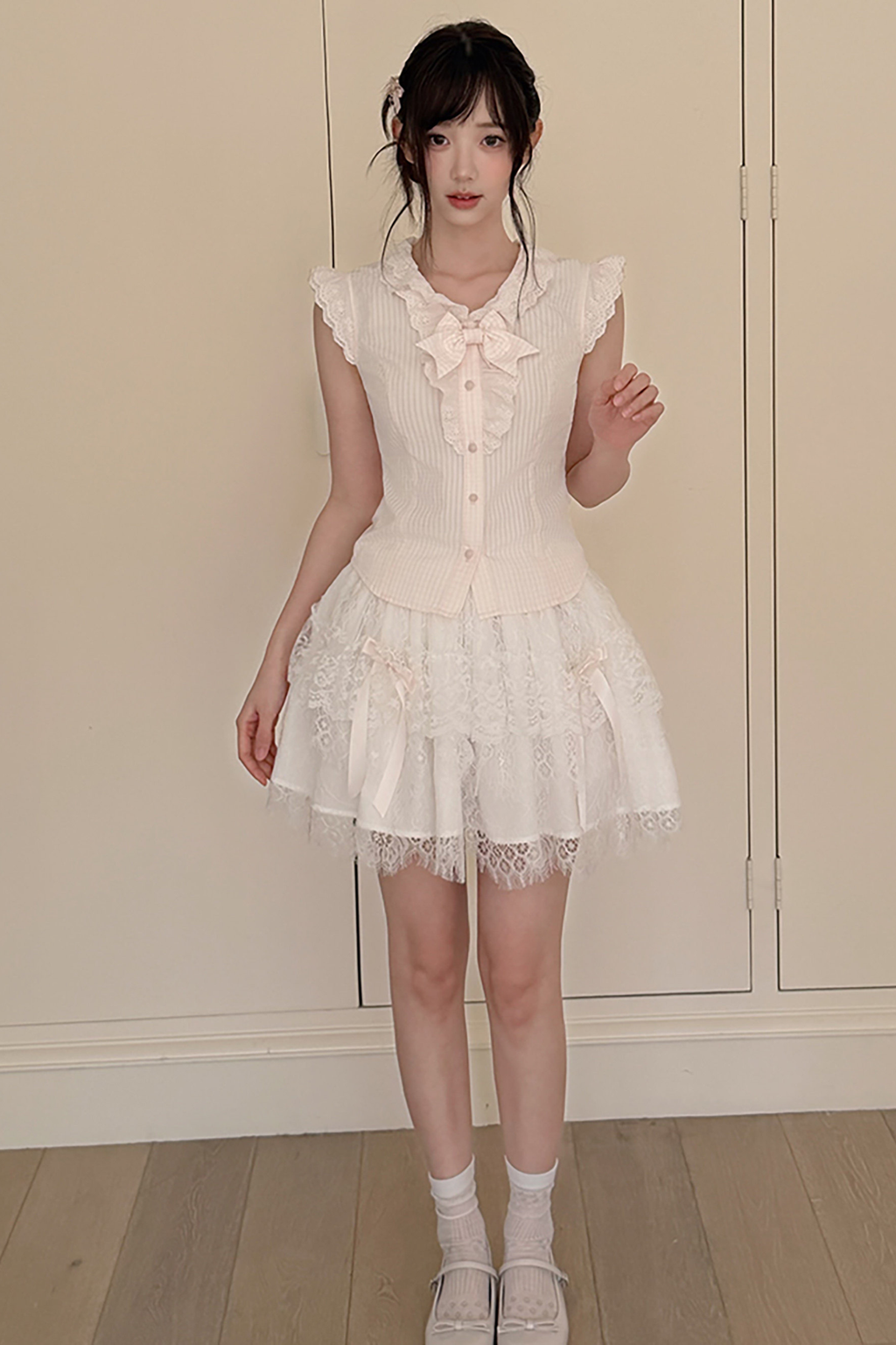 フライングスリーブガーリートップス